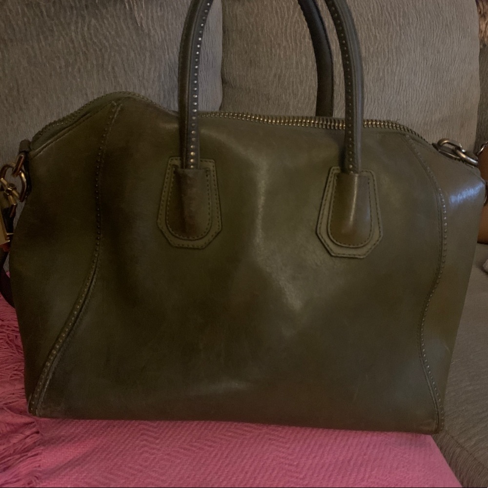 Givenchy Olive Green Antigona Satchel - Picture 9 of 11